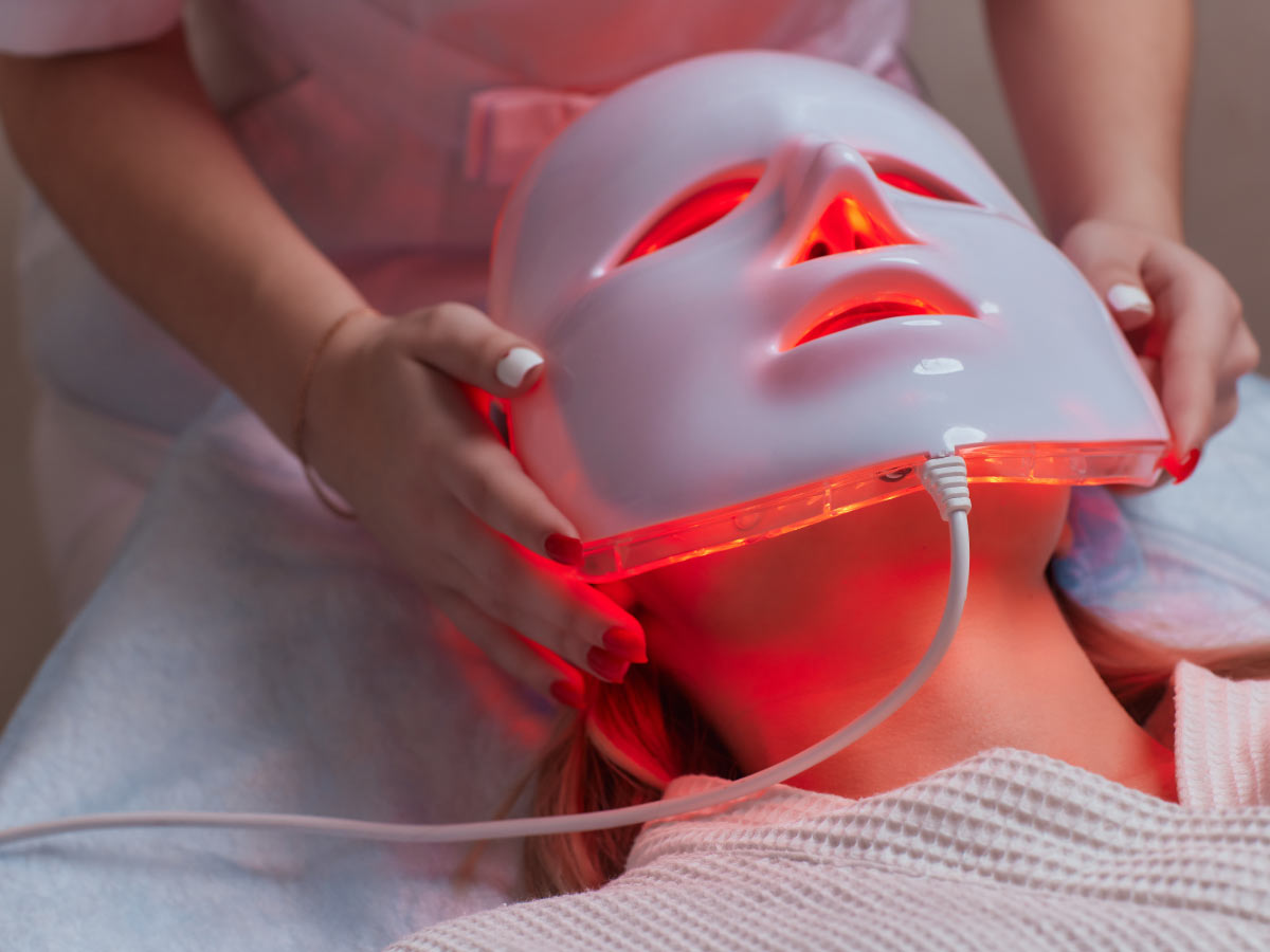 Red Light Therapy for Face How Effective is it ? American Wellness